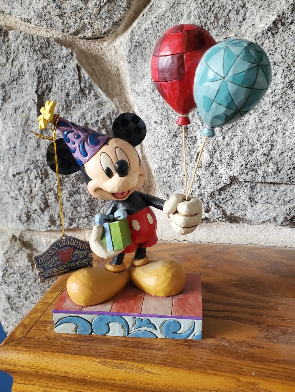 Mickey Mouse Cheerful Celebration Figurine - Picture 12 of 16